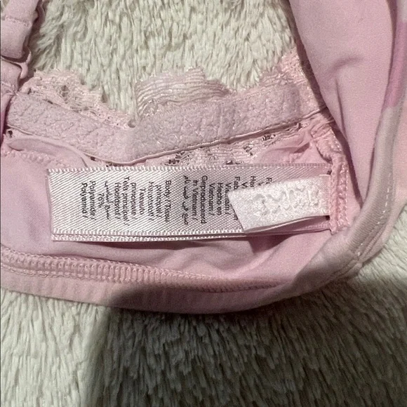 SKIMS Fits Everybody Heart Lace Scoop Bralette - Picture 3 of 4